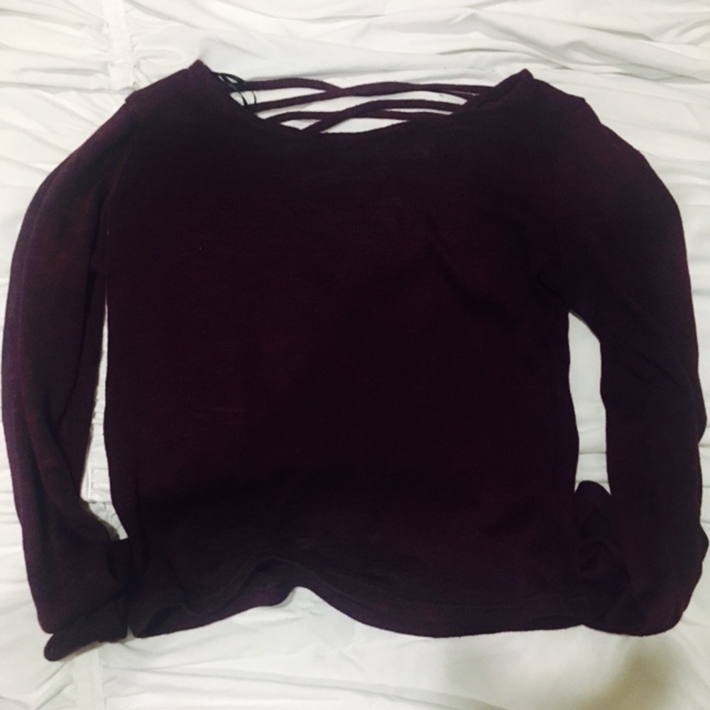 Burgundy long sleeve crop top